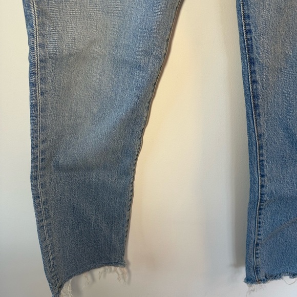 Levi’s Wedgie Straight Jeans - Picture 3 of 5